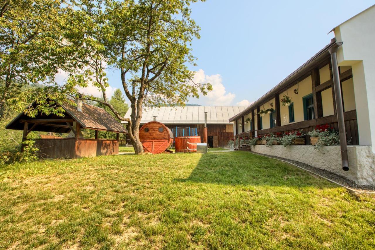 Villa Rozpravkova Hajenka V Nizkych Tatrach Brezno Esterno foto